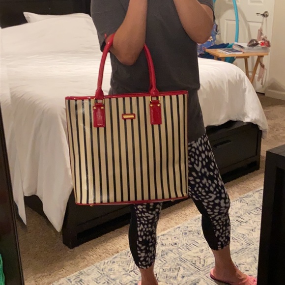 St John Red/Black Stripe Patent Tote Shoulder Bag - Picture 7 of 8